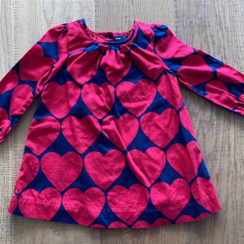 Baby Gap - Hearts Girl Dress  18 - 24 months